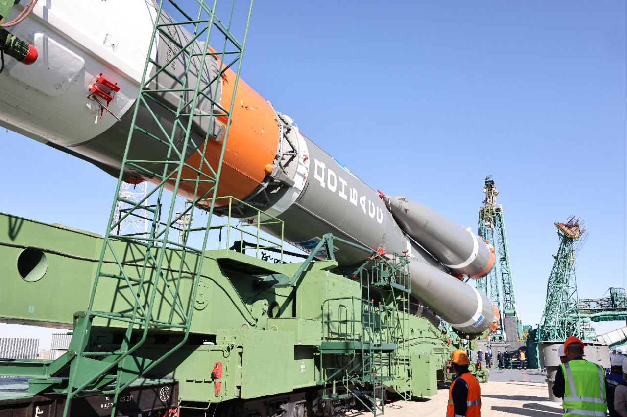 ракета прогресс. спутник ракета-носитель. ракета ока. донбасс ракеты. ракета союз.